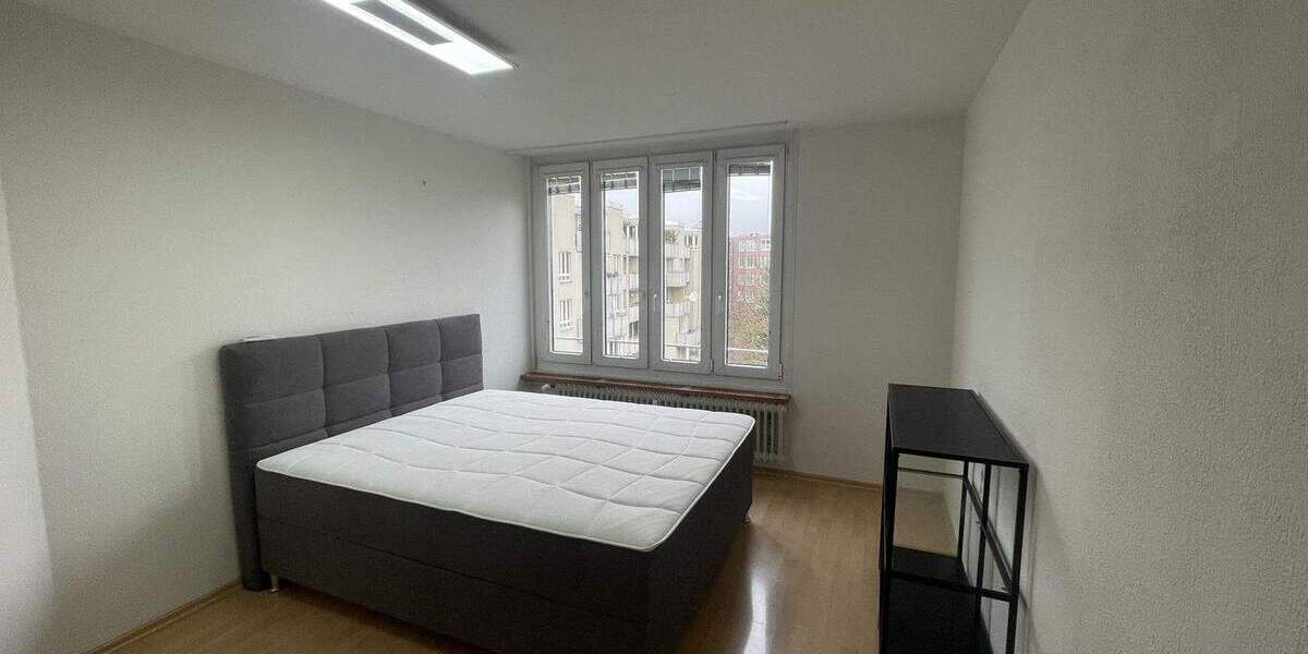 Wohnen mitten in Karlsruhe: 2 Zimmer, möbliert, inkl. Tiefgaragenstellplatz 2 zimmer