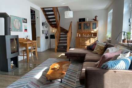 Haus zum Kaufen in Ettlingen 599.000 € 165 m² 6 zimmer