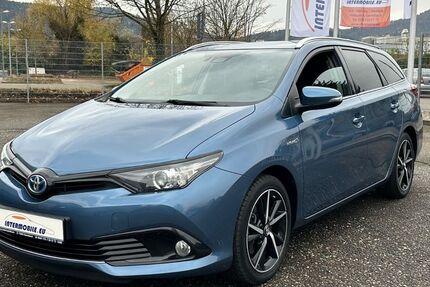 Toyota Auris 96.676 km 17.255 &euro; Gernsbach 76593