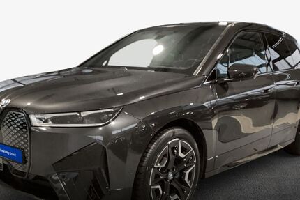 BMW iX 9.900 km 98.880 € Landau 76829