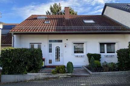 Haus Karlsruhe / Grünwettersbach Grünwettersbach - 4 Zimmer, 170 m&sup2;, 454.000&euro; | Angebot:24154431