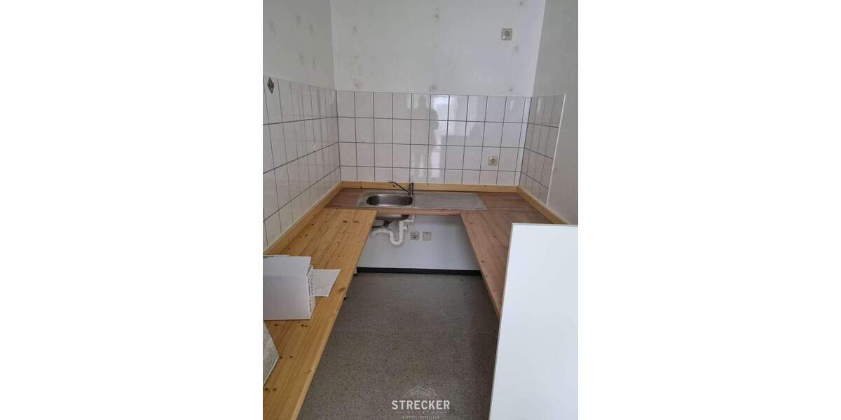 Gewerbeobjekt Karlsbad Langensteinbach - 4 Zimmer, 900&euro; | Angebot:25703395