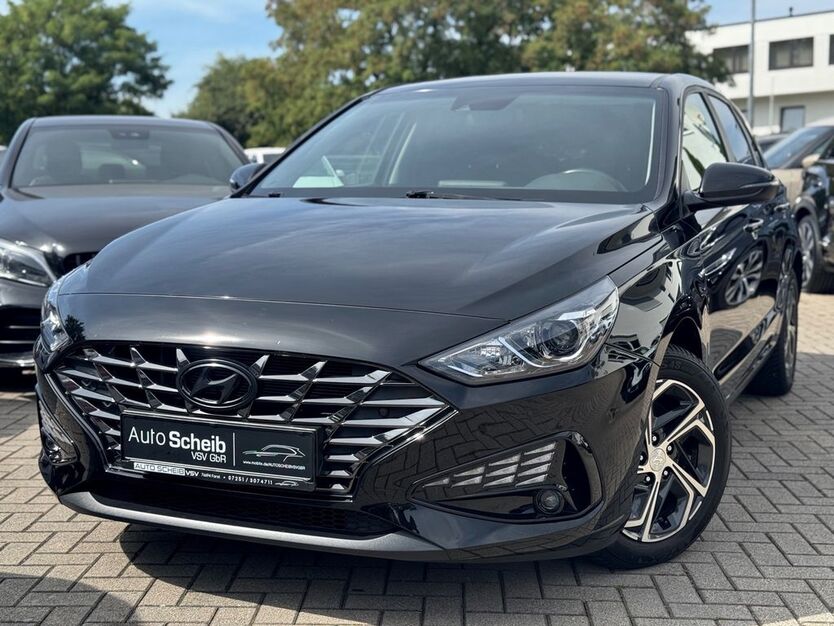 Hyundai i30 87.100 km 17.950 € Forst 76694