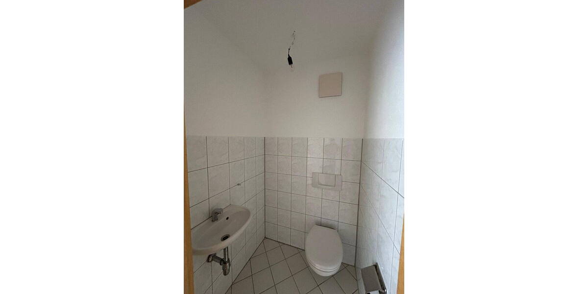 Etagenwohnung Bretten - 3 Zimmer, 80 m&sup2;, 970&euro; | Angebot:26770451