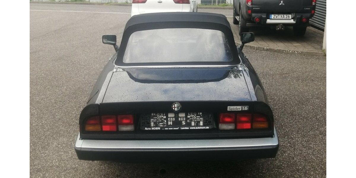 Alfa Romeo Spider 1.6 H Kennzeichen 114.000 km 13.998 &euro; Landau 76829