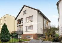 Zweifamilienhaus in Eutinger Aussichtslage mit EinliegerWohnungen im UG und DG