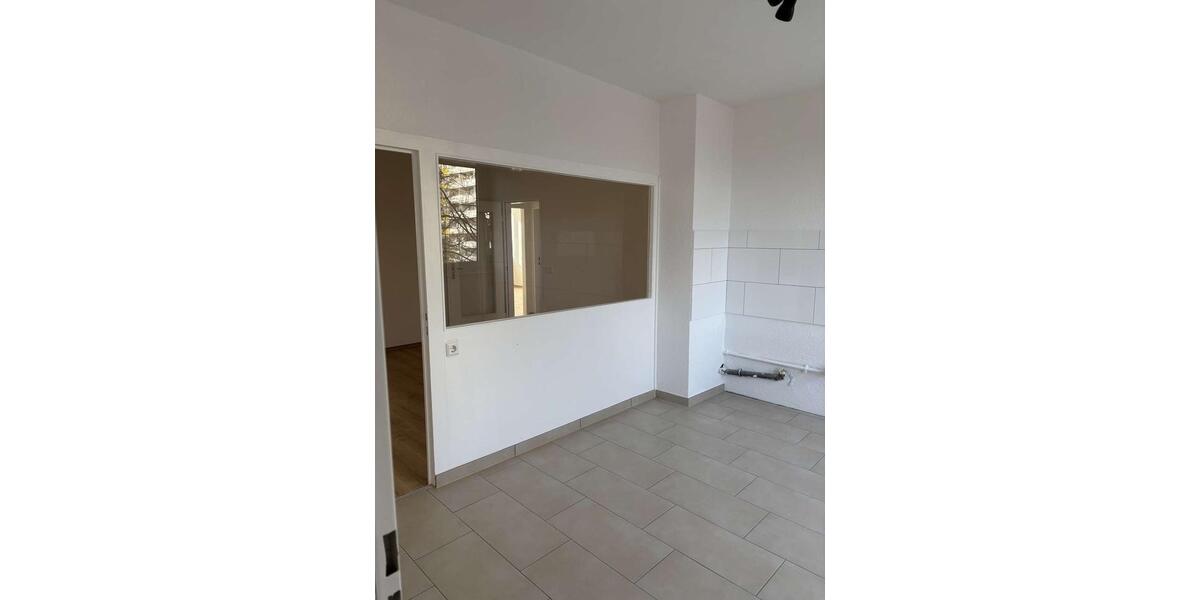 Etagenwohnung Karlsruhe Wettersbach - 4 Zimmer, 126 m&sup2;, 1.360&euro; | Angebot:23227721