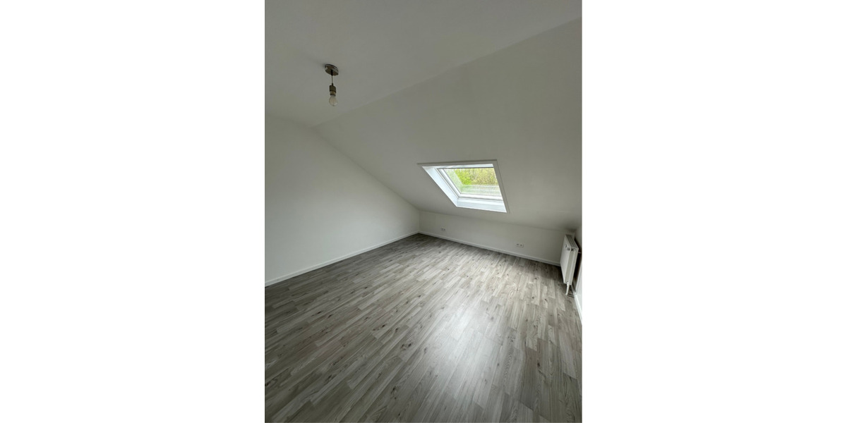 Dachgeschoßwohnung Rastatt - 2 Zimmer, 53 m&sup2;, 180.000&euro; | Angebot:25236637