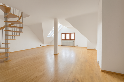 Wohnung zum Mieten in Pforzheim 1.290 € 135 m² 6 zimmer