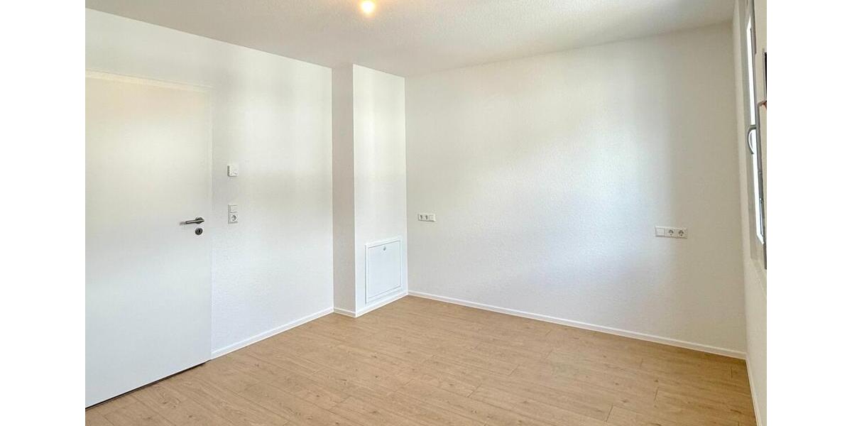 Neuwertiges Reihenhaus mit 5-Zimmern! 5 zimmer