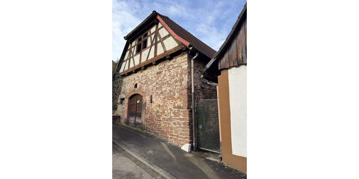 Mehrfamilienhaus, Wohnhaus Birkenfeld Gräfenhausen - 8 Zimmer, 233 m&sup2;, 399.000&euro; | Angebot:25879356