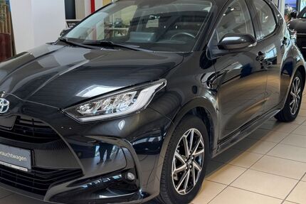Toyota Yaris 30.265 km 19.900 &euro; Bruchsal 76646