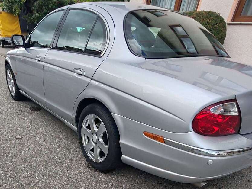 Jaguar S-Type 136.000 km 5.590 € Ötisheim 75443