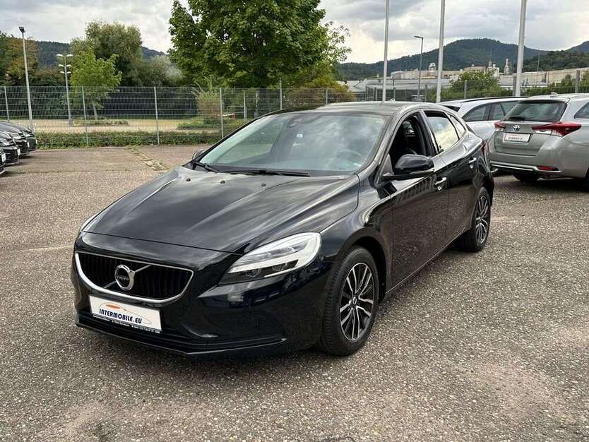 Volvo V40 92.202 km 14.280 € Gernsbach 76593