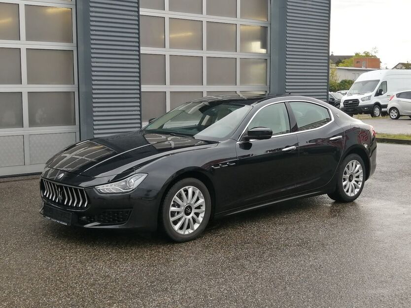 Maserati Ghibli 26.000 km 42.998 € Landau 76829