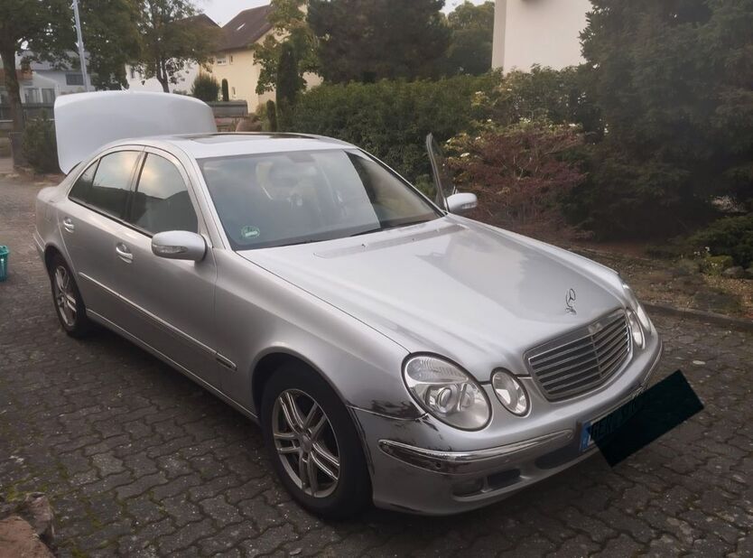 Mercedes-Benz E 220 247.500 km 3.590 € Neuburg 76776