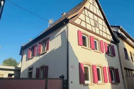 Haus zum Kaufen in Landau - Nussdorf 149.000 € 140 m²