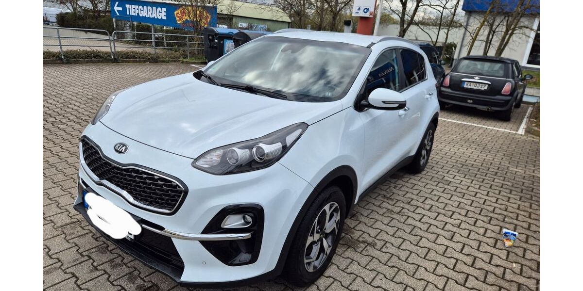 Kia Sportage 94.000 km 17.600 &euro; Karlsruhe 76185
