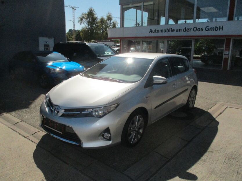 Toyota Auris 55.000 km 14.990 € Baden-Baden 76532