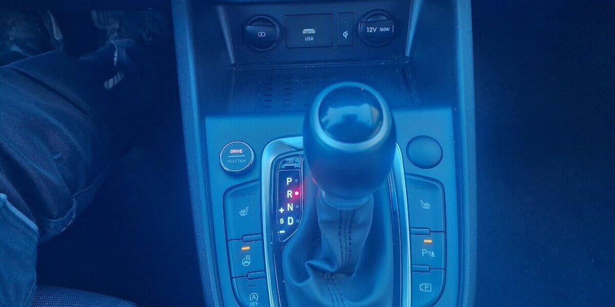 Hyundai Kona 1.6GDI Prime NAVI Klimaautomatik 77.000 km 21.998 &euro; Landau 76829