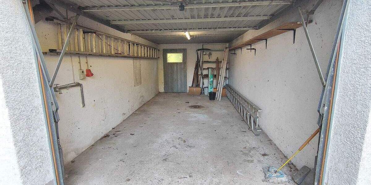 RESERVIERT ! EFH in absoluter Spitzenlage - direkt an Wiesen und Feldern 6 zimmer