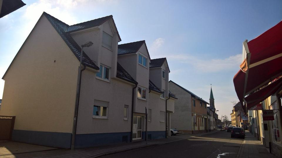 Hochparterre Forst - 2 Zimmer, 65 m&sup2;, 650&euro; | Angebot:26431385