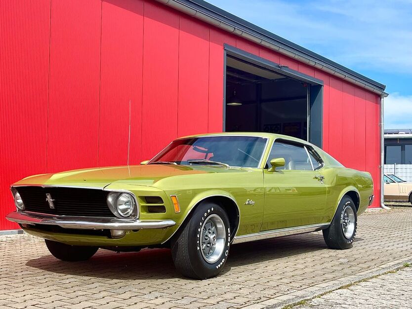 Ford Mustang 9.450 km 69.500 € Karlsdorf 76689