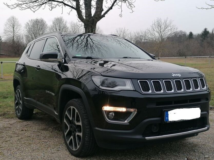 Jeep Compass 79.000 km 19.200 € Gaggenau 76571