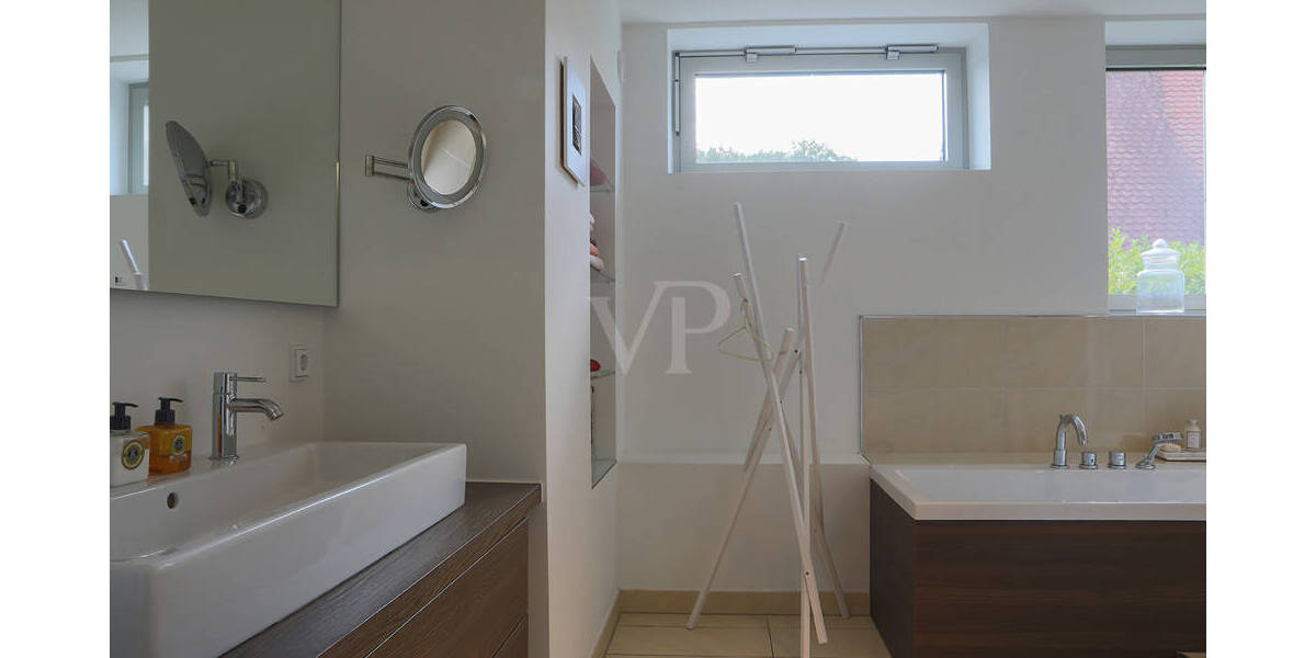 Mehrfamilienhaus, Wohnhaus Gaggenau - 8 Zimmer, 320 m&sup2;, 1.450.000&euro; | Angebot:25800903