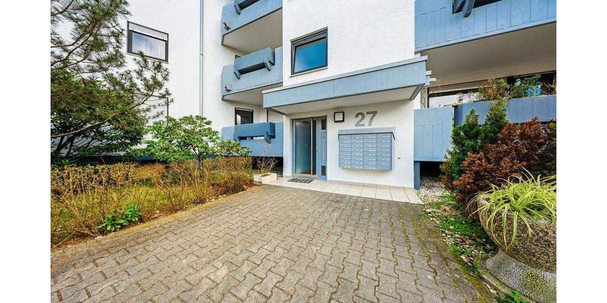 Etagenwohnung Karlsruhe Innenstadt-West - 3 Zimmer, 97 m&sup2;, 1.225&euro; | Angebot:25802570