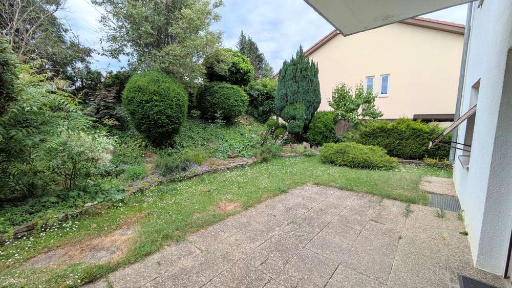 Etagenwohnung Pfinztal - 3 Zimmer, 81 m&sup2;, 900&euro; | Angebot:26837728