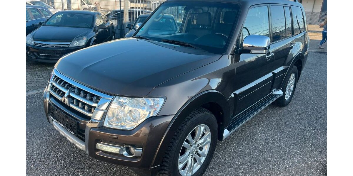 Mitsubishi Pajero 247.000 km 18.490 &euro; Linkenheim-Hochstetten 76351