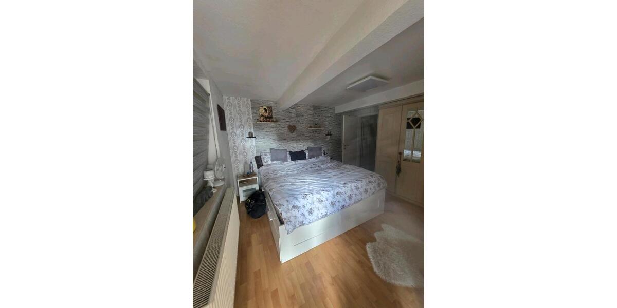 Mehrfamilienhaus, Wohnhaus Steinweiler - 6 Zimmer, 213 m&sup2;, 450.000&euro; | Angebot:26869286