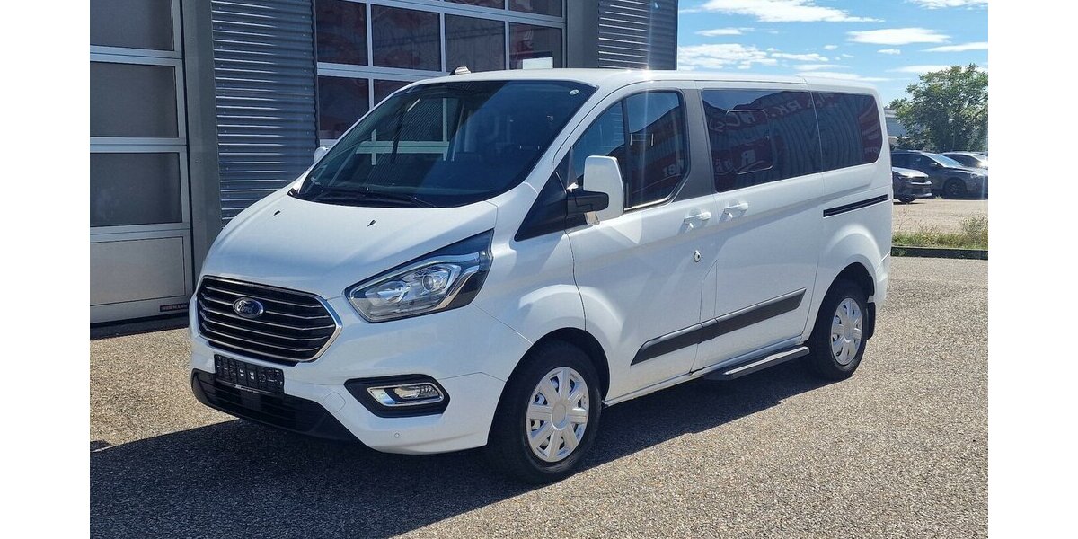 Ford Tourneo Custom 320 L1 H1 Tourneo Trend Klima 60.000 km 31.499 € Landau 76829