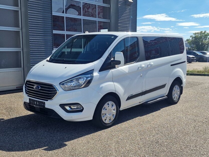 Ford Tourneo Custom 320 L1 H1 Tourneo Trend Klima 60.000 km 31.499 € Landau 76829