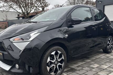 Toyota Aygo (X) 32.101 km 13.749 € Bruchsal 76646