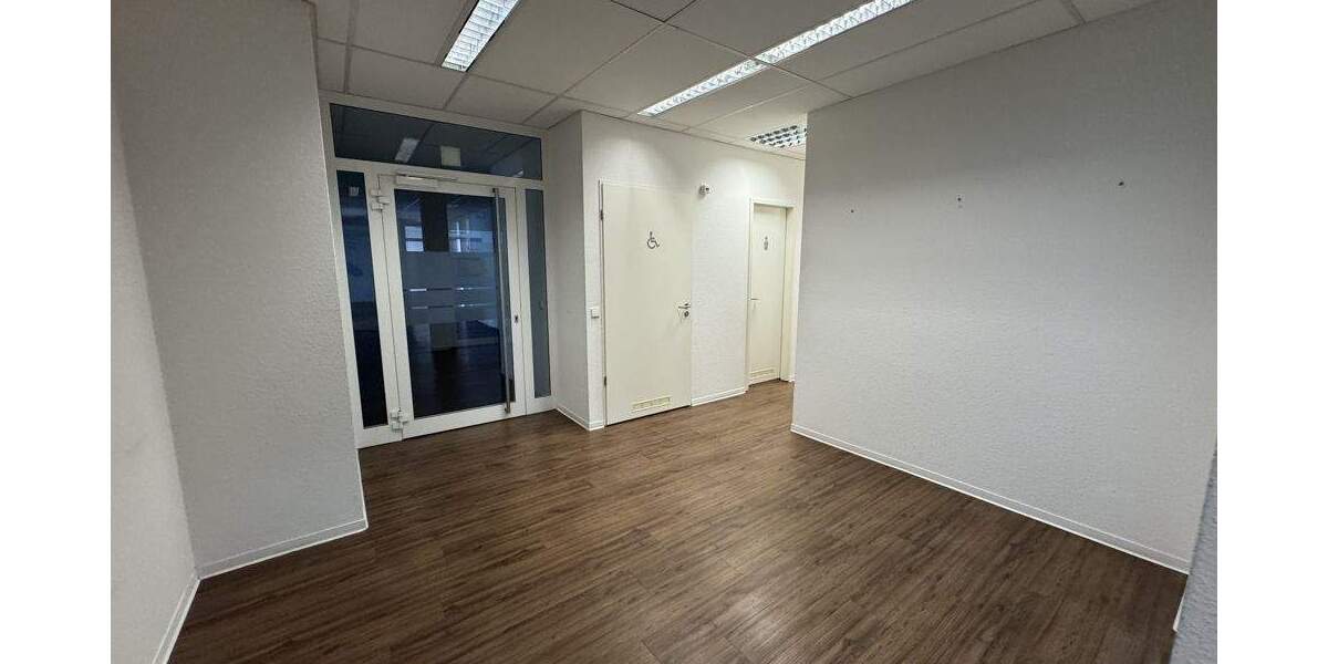 Gewerbeobjekt Karlsruhe - Innenstadt Kern Neureut - 3.703&euro; | Angebot:25682183