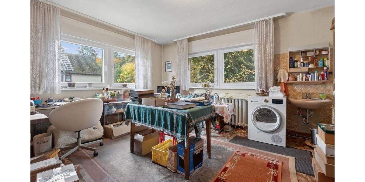 Seltene Gelegenheit: Dreifamilienhaus mit viel Platz und Potenzial in Ettlingen-Spessart 1 zimmer