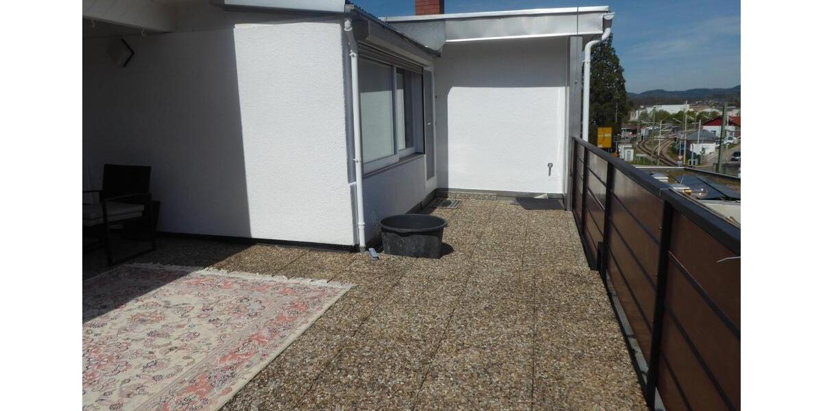 Etagenwohnung Gernsbach - 5 Zimmer, 145 m&sup2;, 1.250&euro; | Angebot:26137203