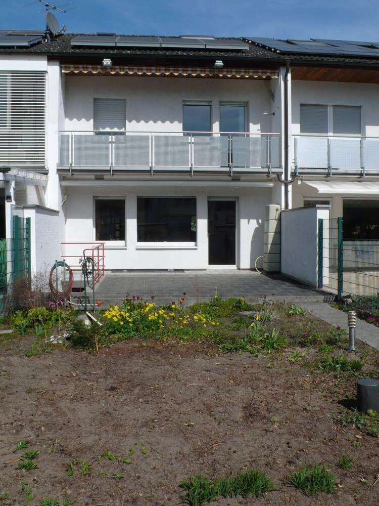 Haus zum Kaufen in Linkenheim-Hochstetten 450.000 € 134 m²