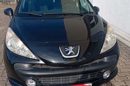 Peugeot 207 138.000 km 2.600 &euro; Pfinztal Berghausen 76327
