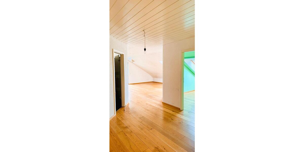 Dachgeschoßwohnung Offenbach an der Queich - 2 Zimmer, 57 m&sup2;, 180.000&euro; | Angebot:26393248