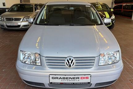 VW Bora 220.000 km 1.950 &euro; Graben-Neudorf 76676