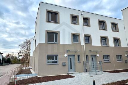 Modernes Reihenhaus in zentraler Lage von Leopoldshafen