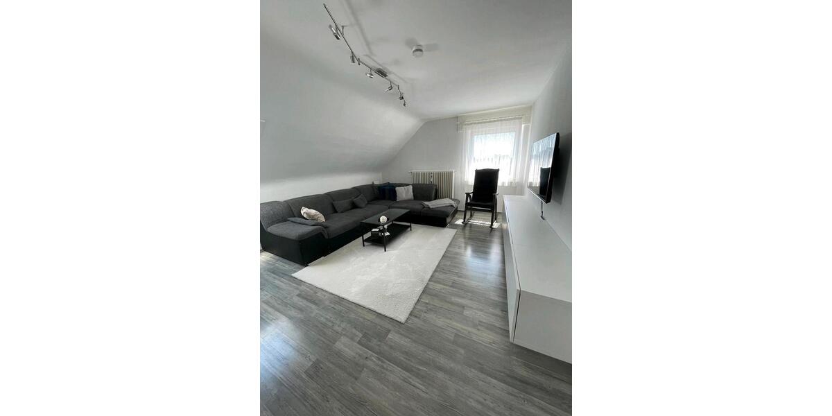 Dachgeschoßwohnung Hagenbach - 3 Zimmer, 75 m&sup2;, 200.000&euro; | Angebot:27095857