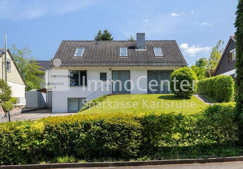 Haus zum Kaufen in Waldbronn, Reichenbach 650.000 € 166 m²