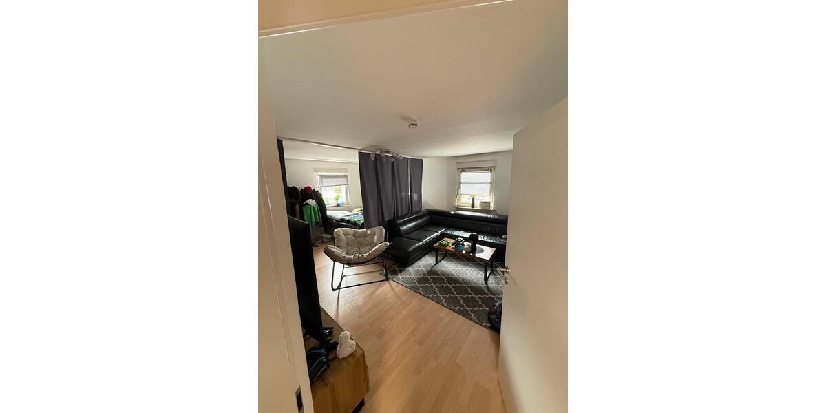 Erdgeschoßwohnung Bietigheim - 3 Zimmer, 92 m&sup2;, 1.250&euro; | Angebot:26424822