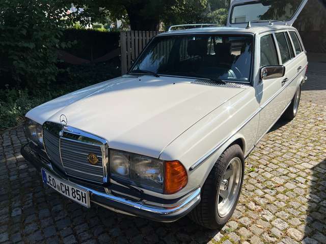 Mercedes-Benz 300 213.500 km 46.500 &euro; Pforzheim 75173
