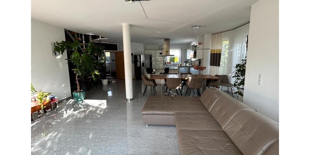 Einfamilienhaus Straubenhardt - 2 Zimmer, 220 m&sup2;, 980.000&euro; | Angebot:27144519