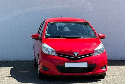 Toyota Yaris 210.000 km 3.799 &euro; Kandel 76870